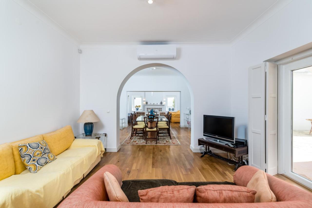 Vip House - Pool & Beach In Caparica ชาร์เนกา ภายนอก รูปภาพ